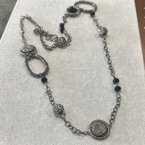 Crystal fashion necklace or decorative belt.